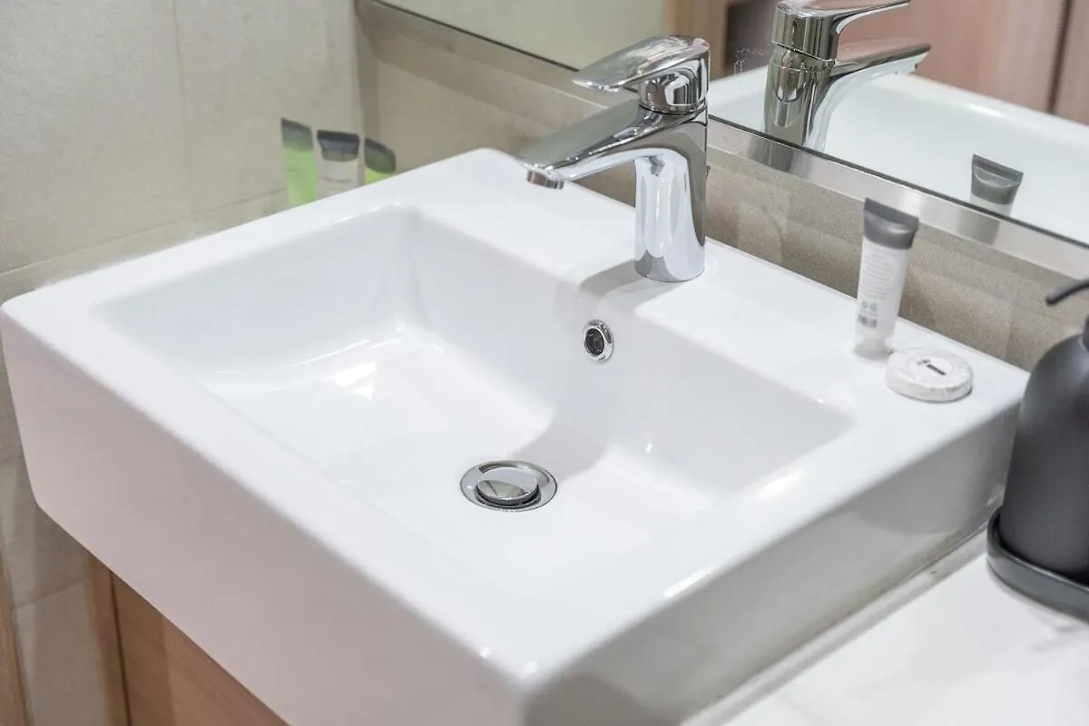 Comfy Studio Apartment With A Tranquil Vibe In Meydan! Dubai