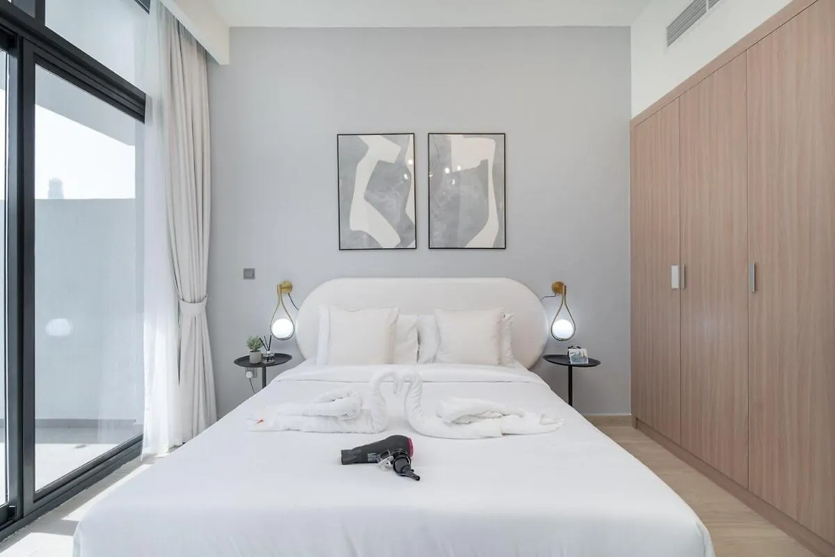 Comfy Studio Apartment With A Tranquil Vibe In Meydan! Dubai